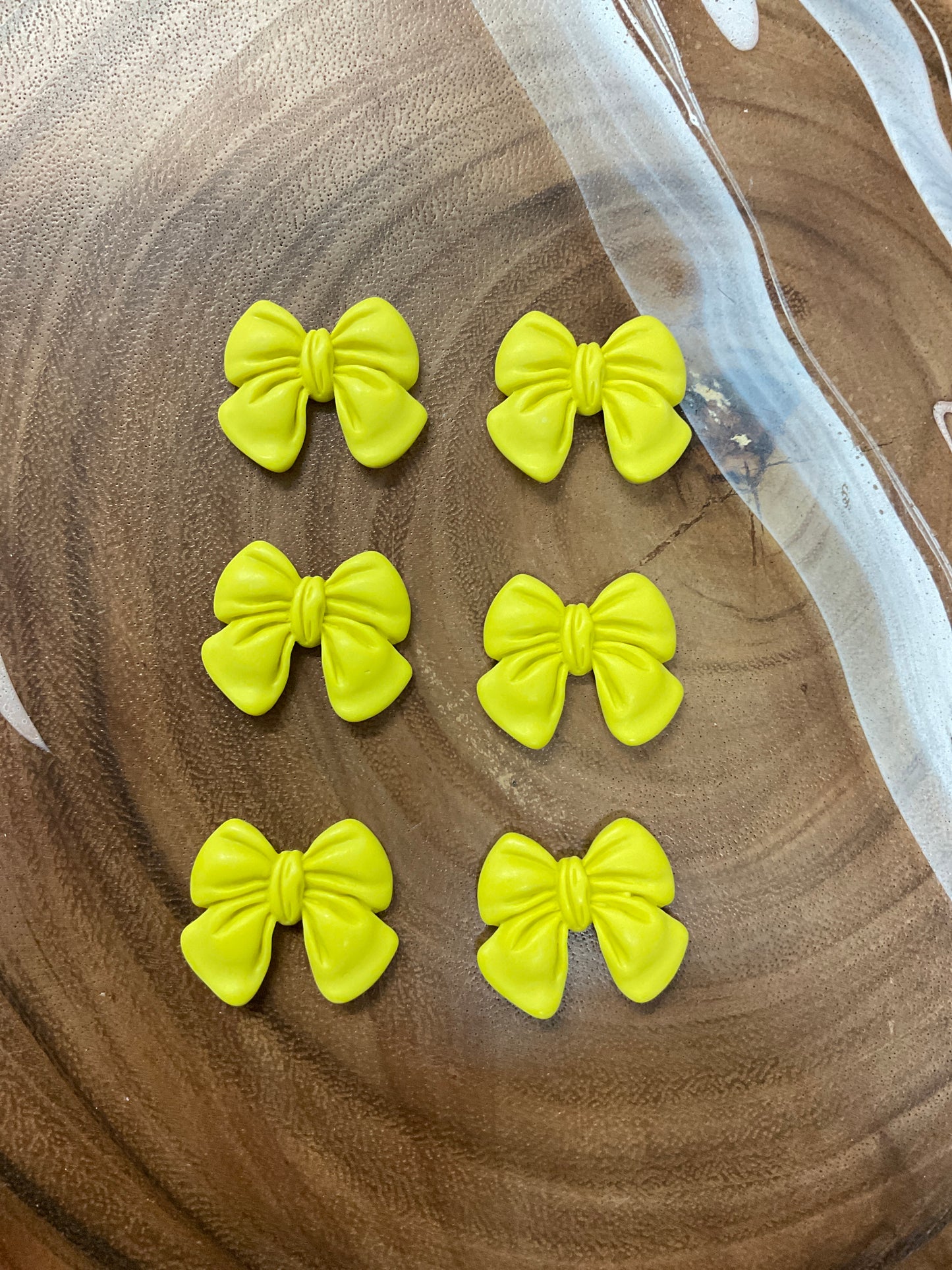 Bow Cabochons