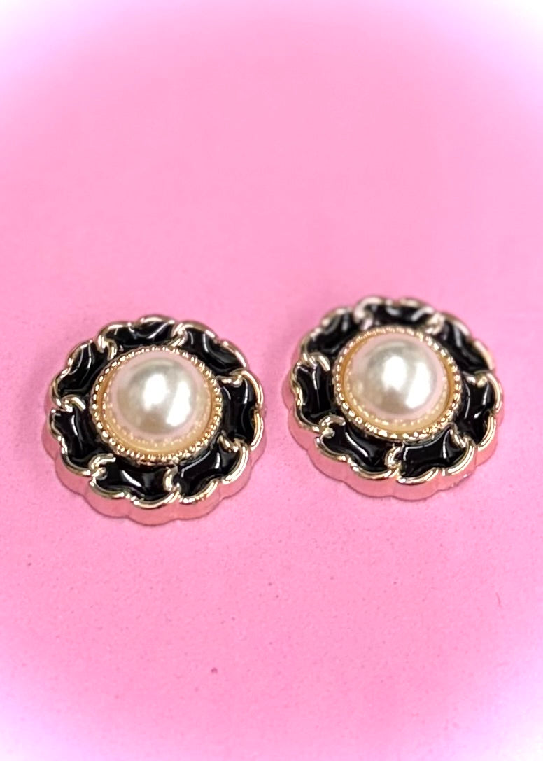 Luxe Bloom Pearl Cabochons-Large