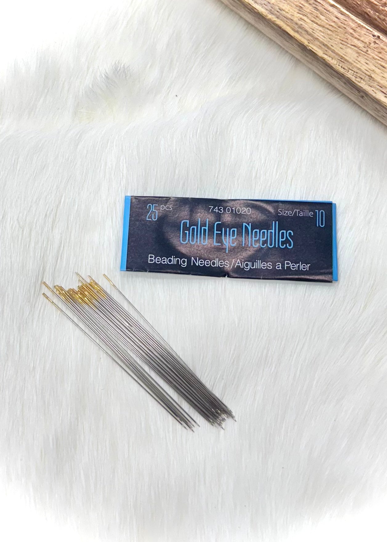 25 Piece Gold Eye Size 10 Needles