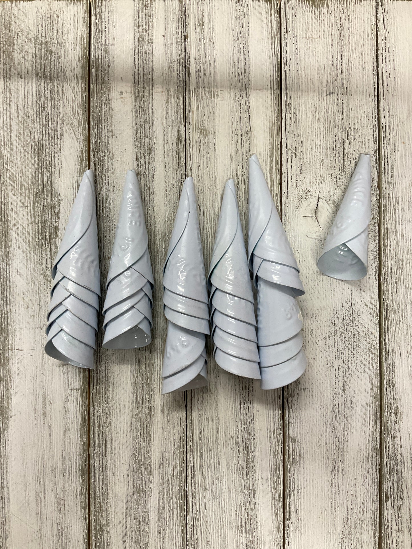 McPherson Aluminum Large Jingle Cones