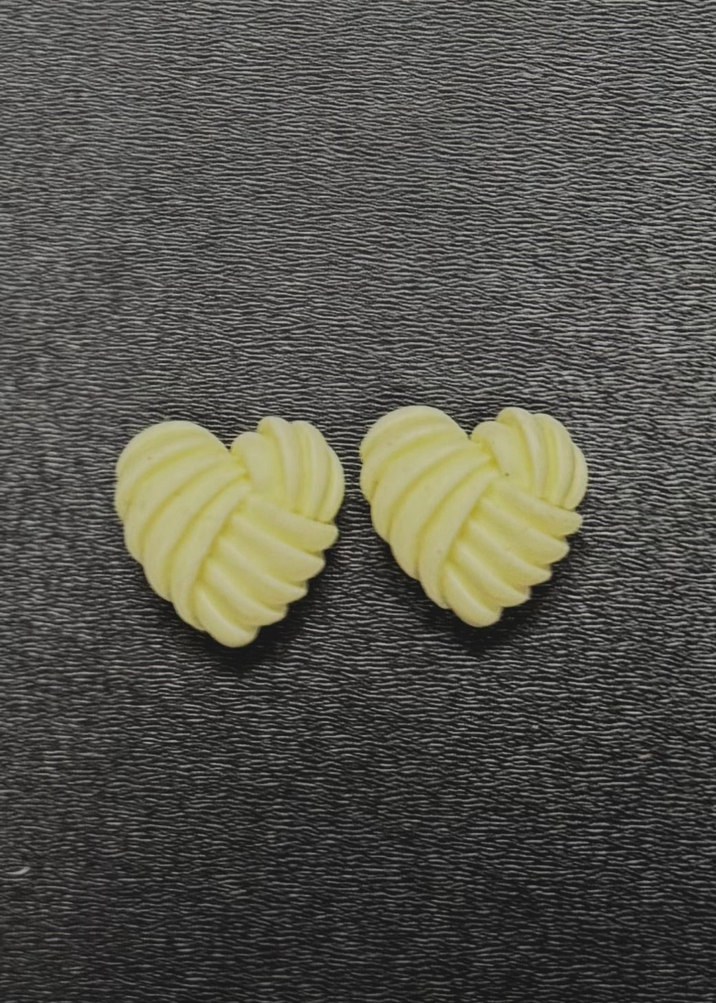 Yarn Heart Cabochons