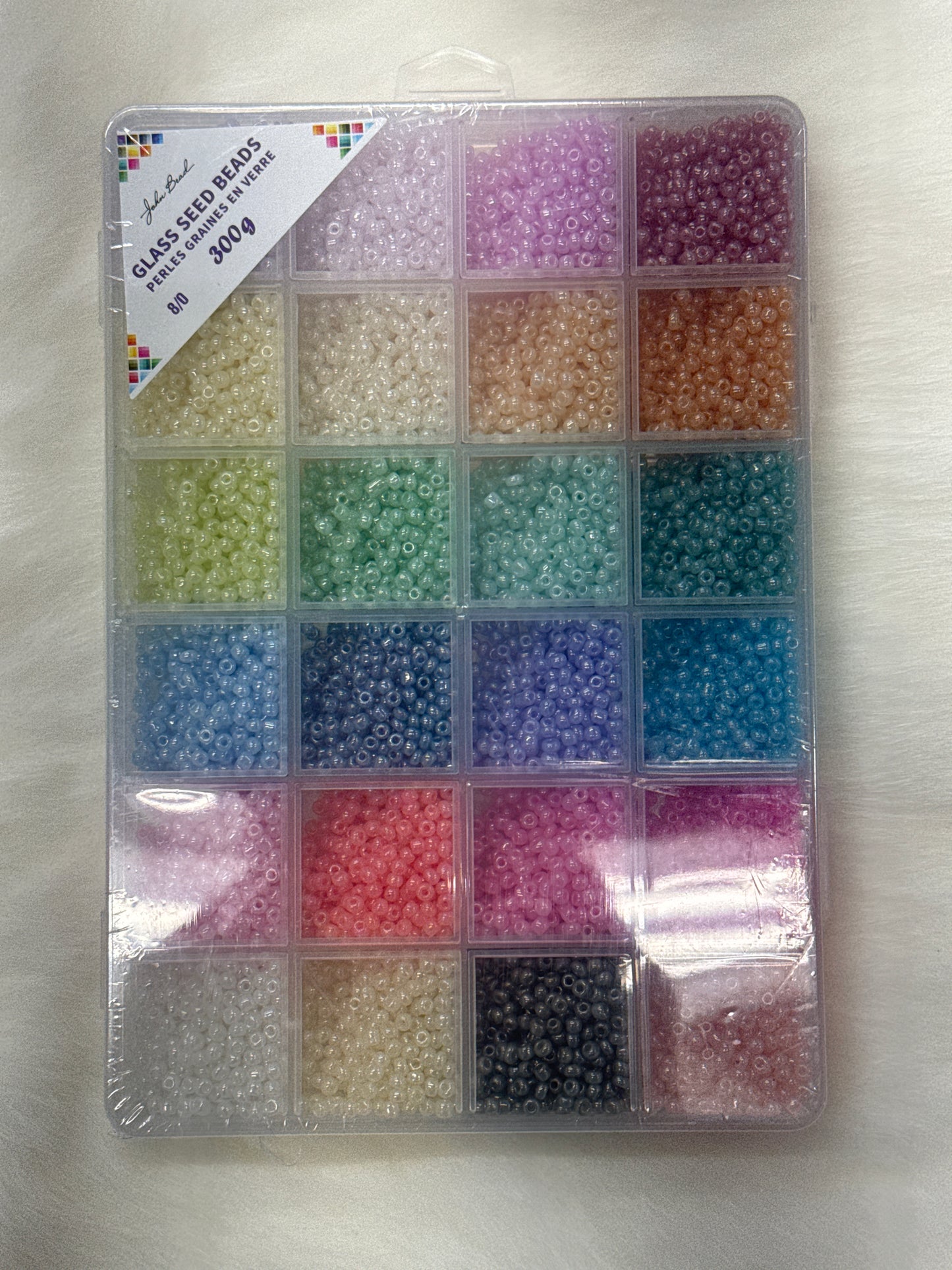 Glass Seed Bead Box 8/0