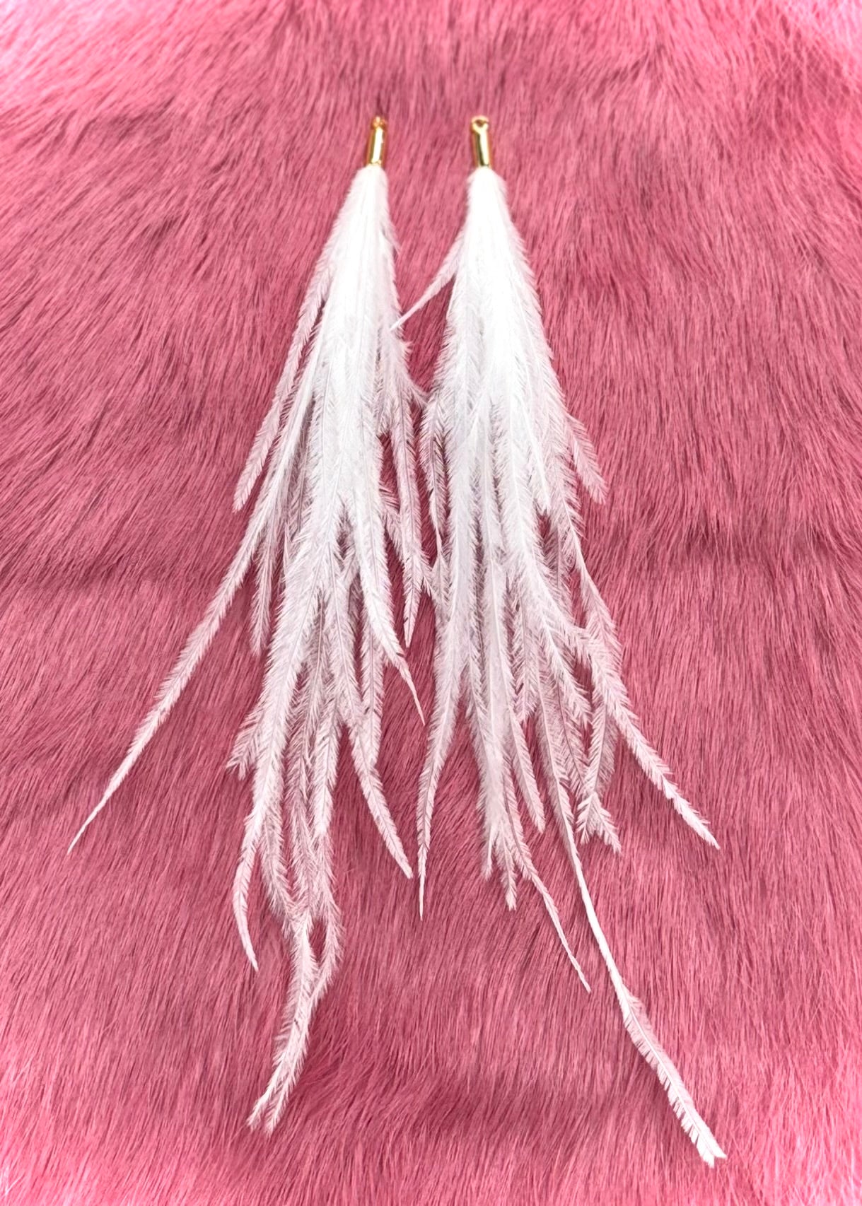 Long Feather Tassel