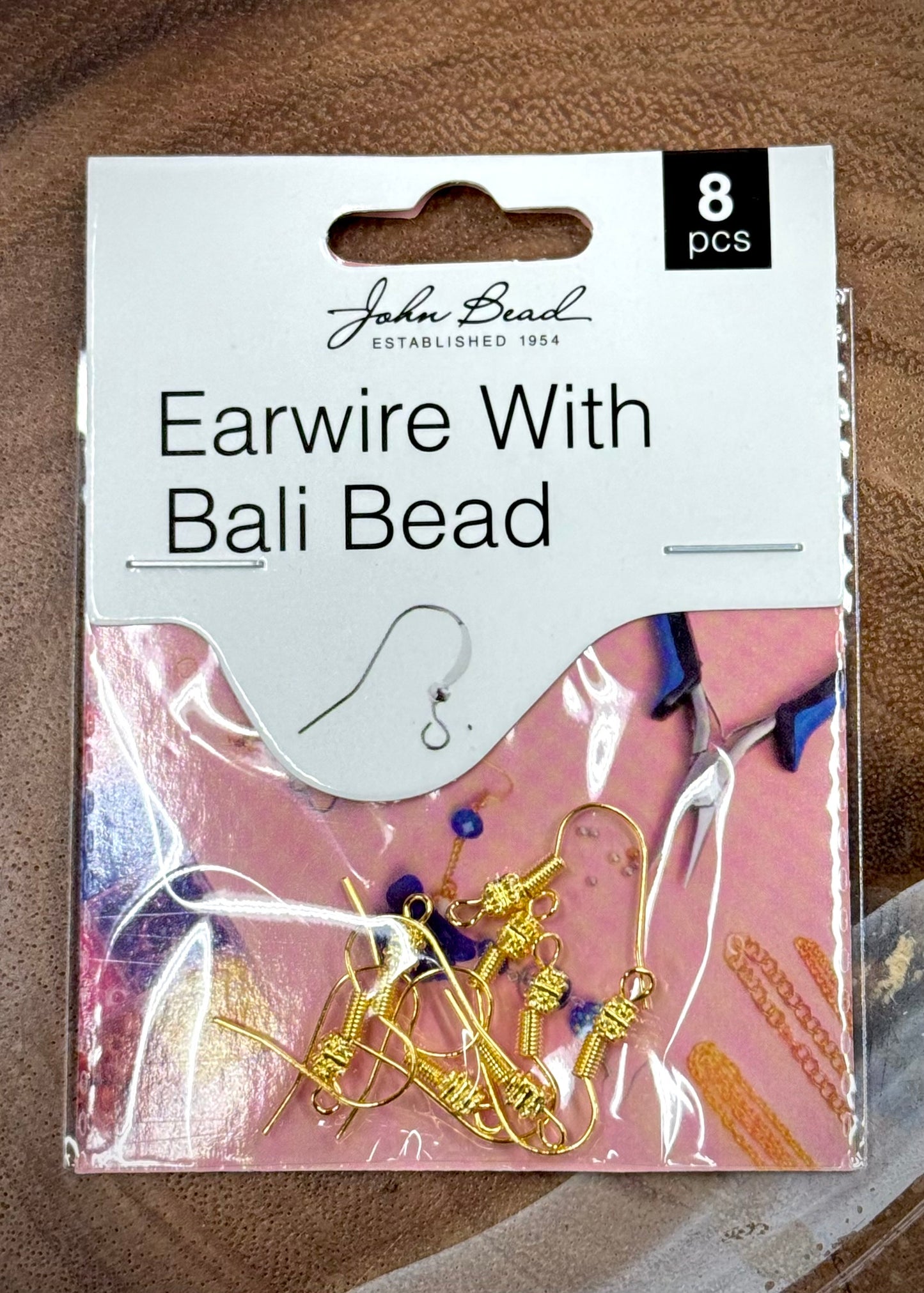 Crafting Earwire