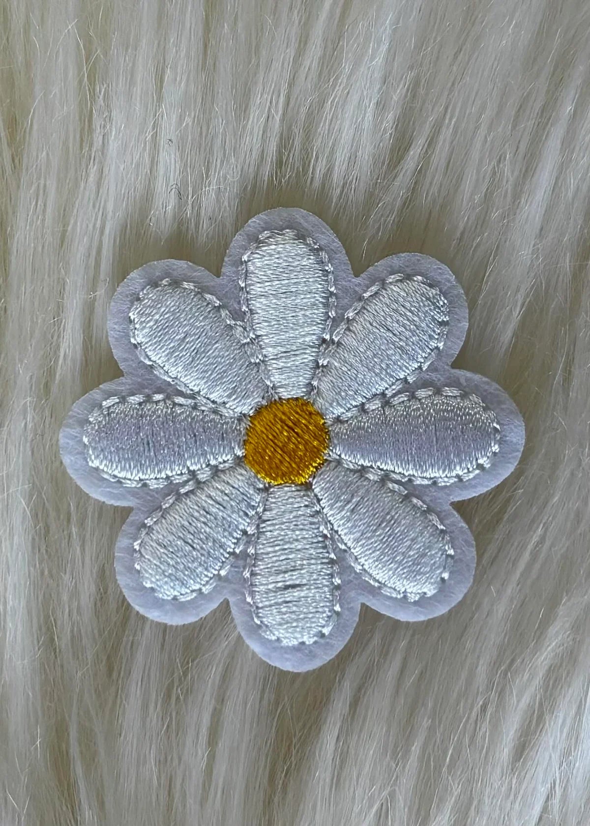 Iron-on Daisy Patch