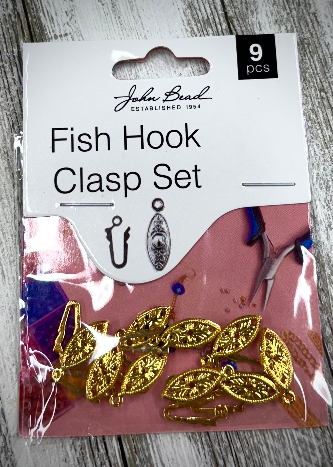 Assorted Jewelry Clasps